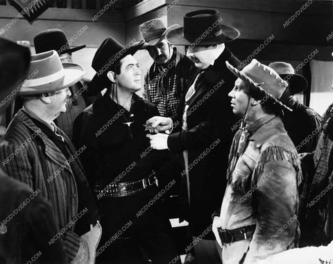 Johnny Mack Brown pinned as sheriff in Oregon Trail 4481-31