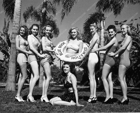 early Marilyn Monroe modeling career in bikini with girls 4544-27