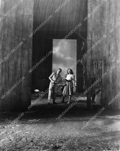 Robert Walker Jennifer Jones film Since You Went Away 4581-25