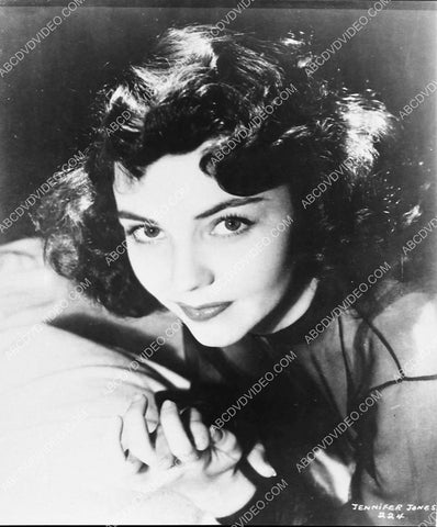 Jennifer Jones portrait 4581-33