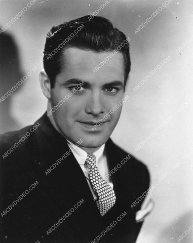 handsome Kane Richmond portrait 4586-06
