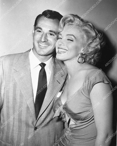 great candid Ray Anthony w Marilyn Monroe 4586-21
