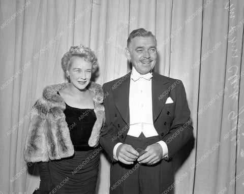 Clark Gable and date at the Academy Awards 45bx01-66