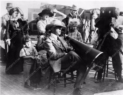 D.W. Griffith directing unknown silent film 45bx01-99