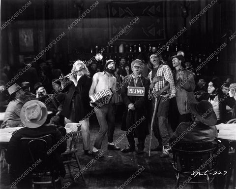 oddball scene unidentified Universal silent film scene 45bx02-02