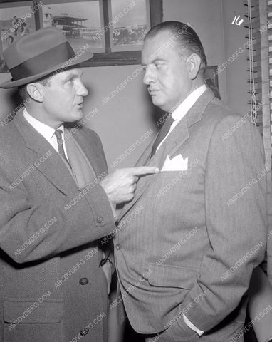 Robert Stack and cast members TV show The Untouchables 45bx03-09