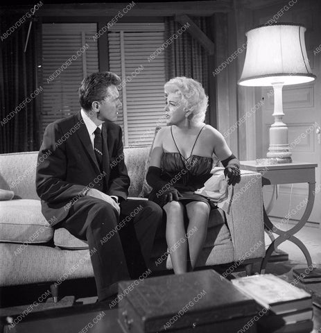 Barbara Nichols TV show The Untouchables 45bx03-140