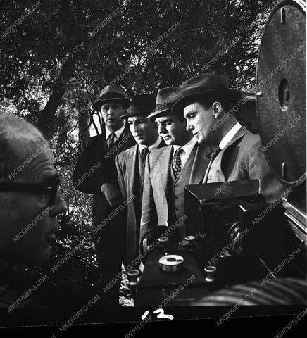 Robert Stack and cast TV show The Untouchables 45bx03-145