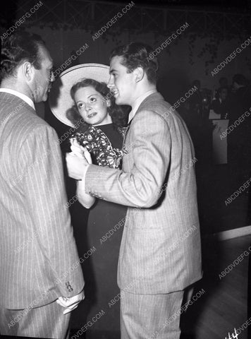 Maxie Rosenbloom Richard Greene at Hollywood party 45bx05-03