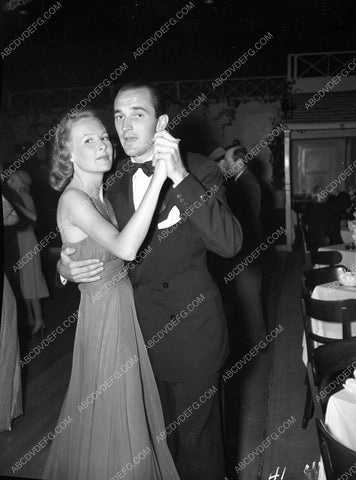 Wendy Barrie Lee Bowman dancing at party 45bx05-19