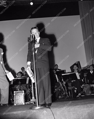 James Cagney at Look Magazine Awards 45bx05-53