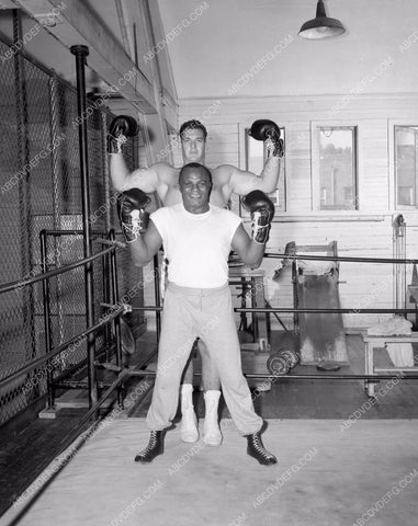 boxing Jersey Joe Walcott trains Mike Lane film The Harder They Fall 45bx06-304