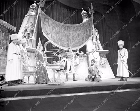 Mae West on stage play Catherine Was Great in Philidelphia 45bx06-330