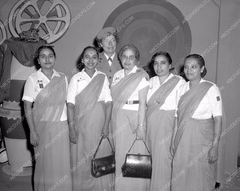 circus clown greets Indian Women's Group 45bx07-050