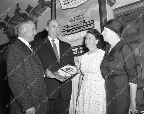folks gather for Cinerama film event South Seas Adventure 45bx07-198