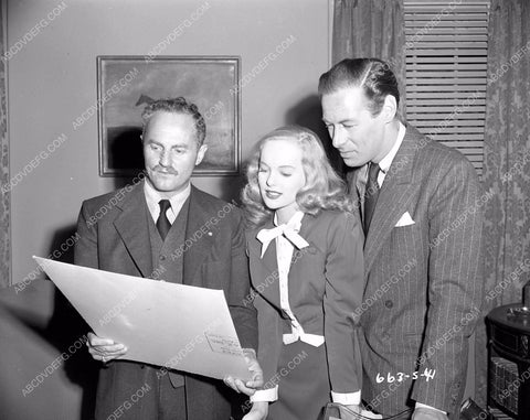Peggy Cummins Darryl F Zanuck Rex Harrison ? film Forever Amber 45fa-21