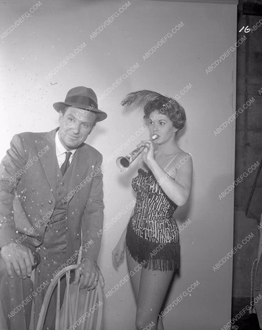 Robert Stack and actress TV show The Untouchables 45unt-113