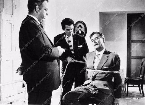 Errol Flynn getting worked over crime film The Big Boodle 4623-26