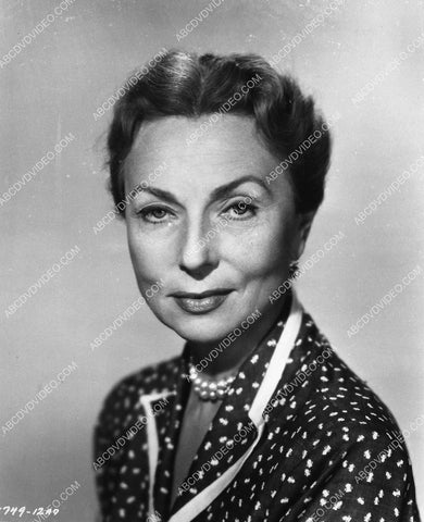 great Agnes Moorehead portrait 4721-19