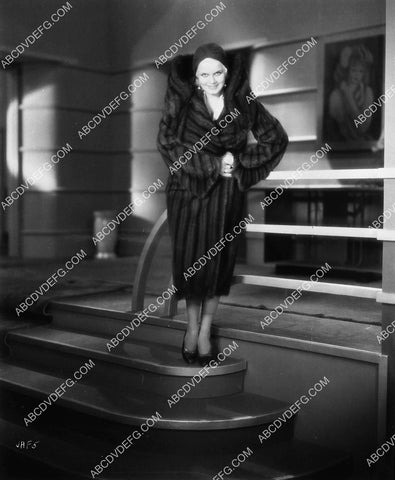 Jean Harlow portrait 4722-29