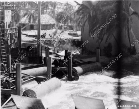 classic film The Hurricane crew preps beach for climax scene 4935-10