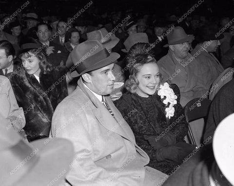 Sonja Henie Barbara Stanwyck others attend boxing match 4b09-159
