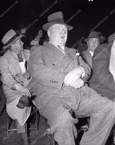 W.C. Fields others attend boxing match Hollywood Legion Stadium 4b09-161