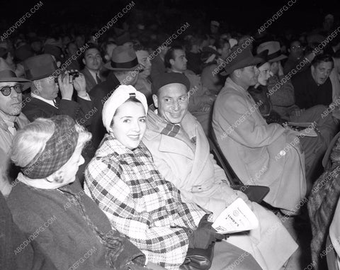Harpo Marx attends boxing match Hollywood Legion Stadium 4b09-169