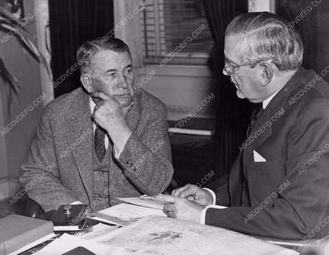 news photo Sen Alben W Barkley Col Edwin A Halsey conferrence 4b09-301
