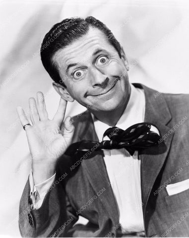 Morey Amsterdam portrait 4b09-348