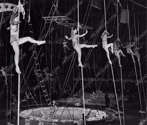 circus aerial rope act 4b10-044