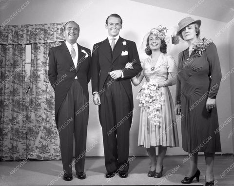 Douglas Fairbanks Sr. Jr. Mary Lee wedding day pics 4b10-294