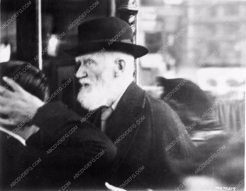 author playwright George Bernard Shaw 4b10-403