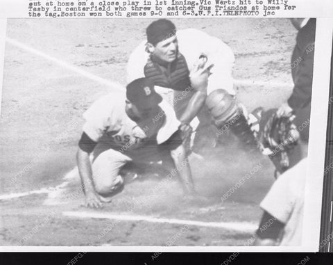 baseball 1959 Blatimore Orioles v Boston Red Sox Vic Wertz 4b10-449