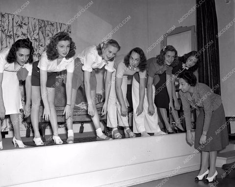 Starletts hopefuls rehearse Warner Brothers Theatre Sophie Rosenstein 4b10-503