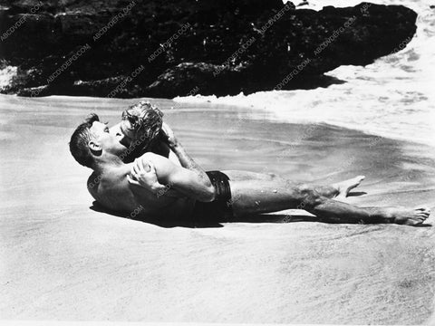 shirtless Burt Lancaster Deborah Kerr film scene From Here to Eternity 5052-36