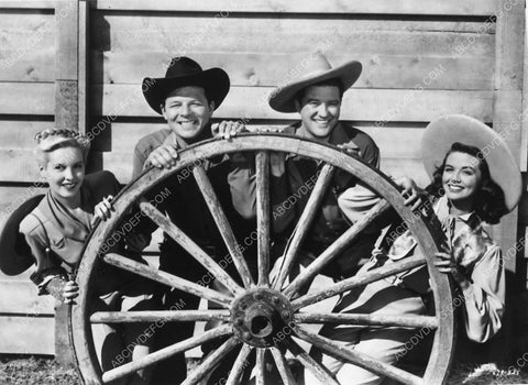 Dorothy Malone Jack Carson Dennis Morgan Penny Edwards film Two Guys from Texas 5073-20