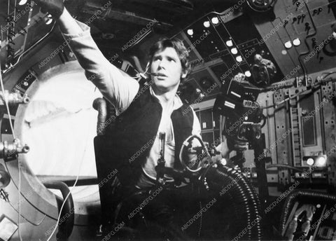 Harrison Ford prepares for incoming original Star Wars 5075-30