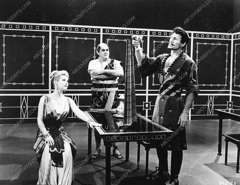 Virginia Mayo Jack Palance film The Silver Chalice 5091-32