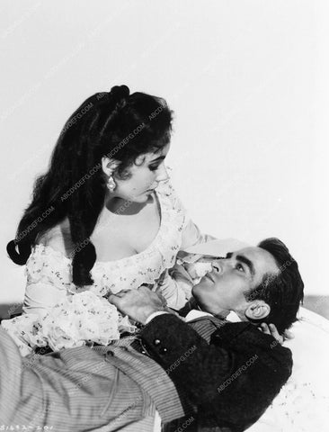 Elizabeth Taylor Montgomery Clift Raintree County 5206-28