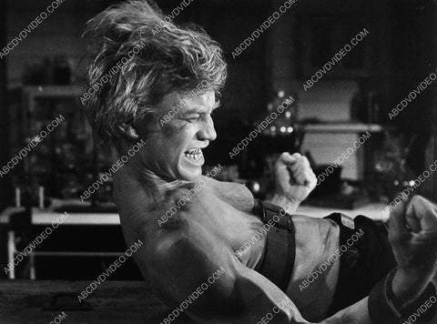 Michael York film The Island of Dr Moreau 5267-36
