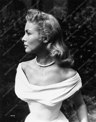 Janet Leight beautiful profile portrait 5347-07