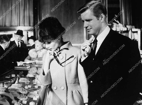 George Peppard Audrey Hepburn film Breakfast at Tiffany's 5491-02