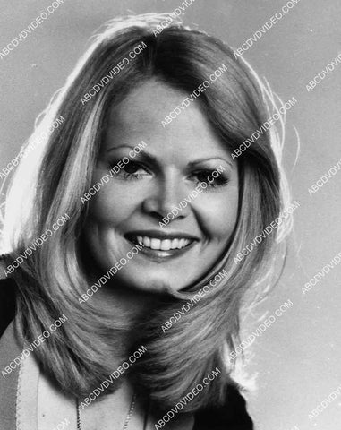 great smile Sally Struthers portrait 5588a-033