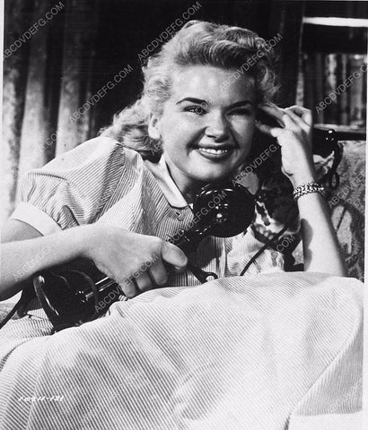 cute Yvonne Lime on the telephone film The Rainmaker 5600-19