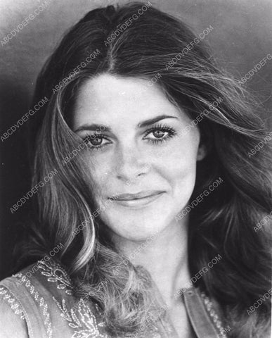 beautiful Lindsay Wagner portrait 5610-29