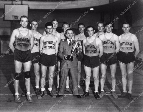 Jack Pierce and Universal Pictures basketball team get an award 5622-11
