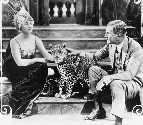 candid Betty Compson William Desmond Taylor on set unknown silent film 5717-12