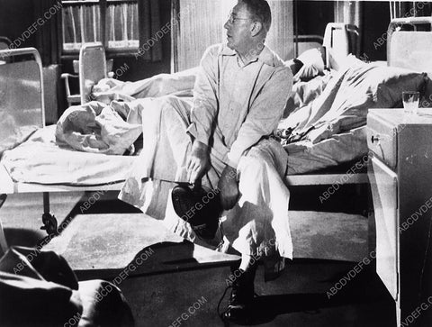 Alec Guinness film Situation Hopeless But Not Serious 5756-09