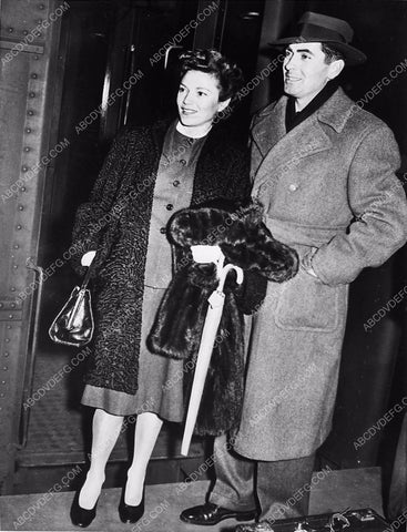 candid Tyrone Power and wife Annabella 5765a-34